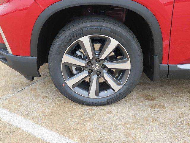 new 2025 Honda Pilot car, priced at $45,350