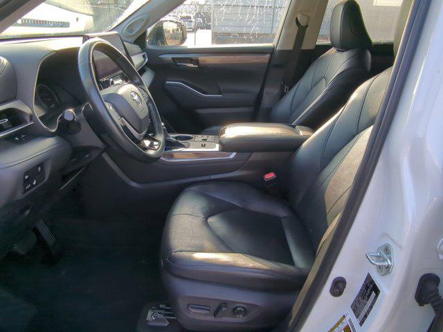 used 2023 Toyota Highlander car, priced at $35,000