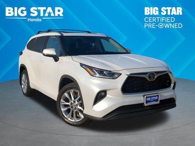 used 2023 Toyota Highlander car, priced at $35,000