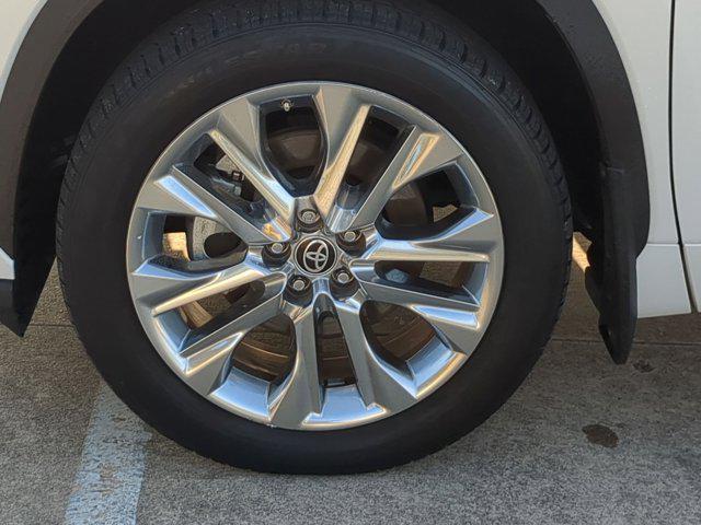 used 2023 Toyota Highlander car, priced at $35,000