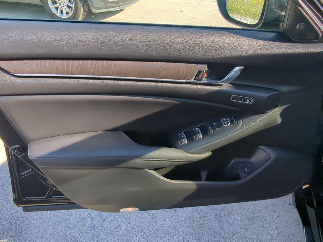 used 2021 Honda Accord Hybrid car, priced at $28,800