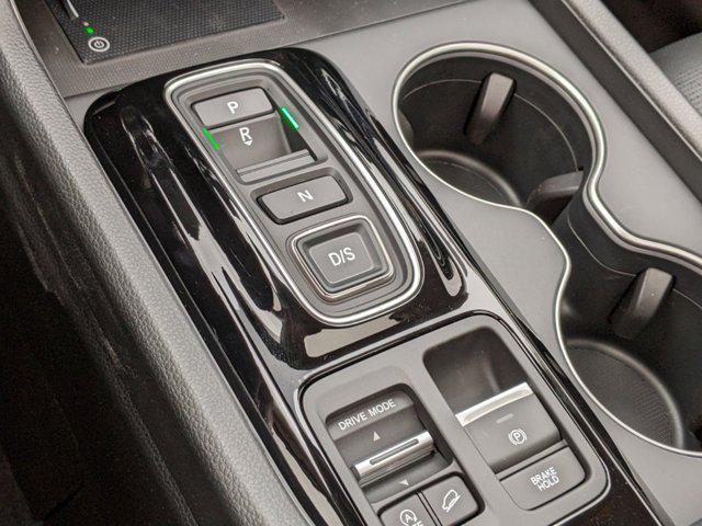 new 2025 Honda Pilot car, priced at $50,830