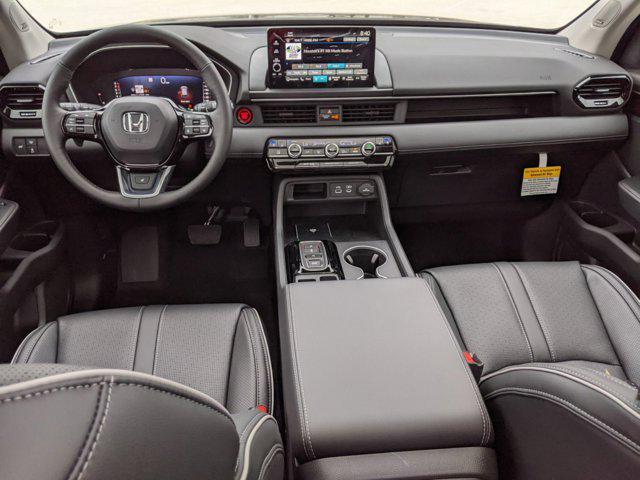 new 2025 Honda Pilot car, priced at $50,830
