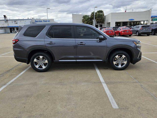 new 2025 Honda Pilot car, priced at $41,095