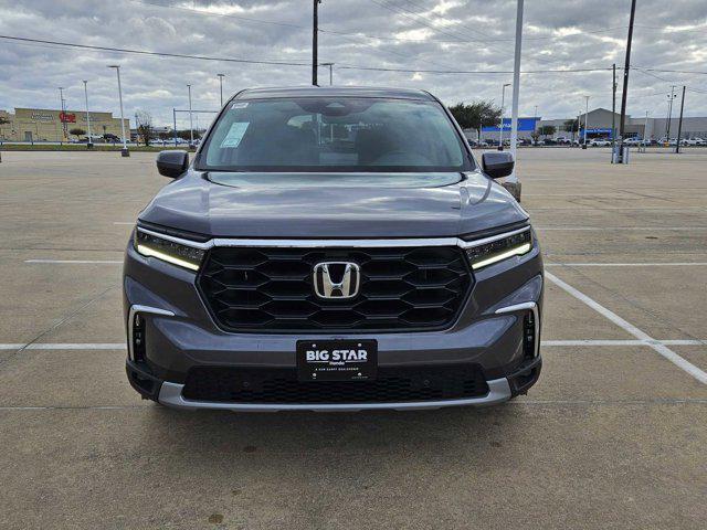 new 2025 Honda Pilot car, priced at $41,095