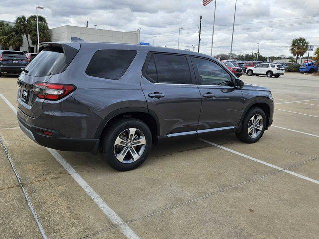 new 2025 Honda Pilot car, priced at $41,095