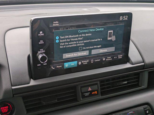 new 2025 Honda Pilot car, priced at $48,250