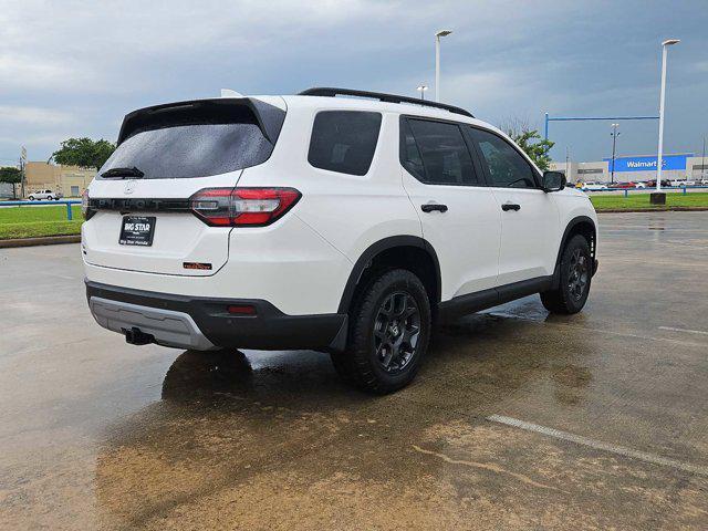 new 2025 Honda Pilot car, priced at $48,250