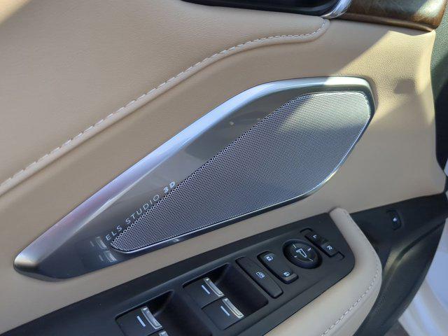 used 2021 Acura RDX car, priced at $27,999