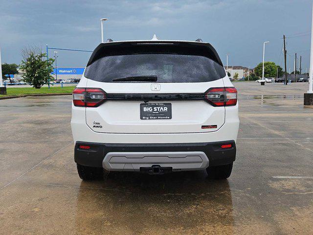 new 2025 Honda Pilot car, priced at $48,205