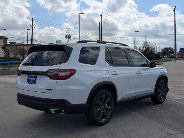 new 2025 Honda Pilot car, priced at $40,187