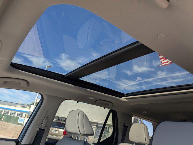 new 2025 Honda Pilot car, priced at $50,375