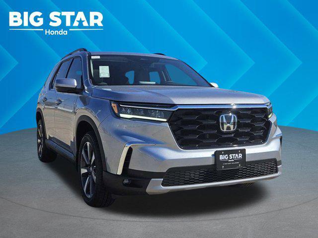 new 2025 Honda Pilot car, priced at $46,995