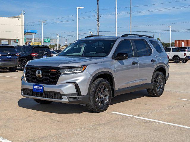 new 2025 Honda Pilot car, priced at $47,795