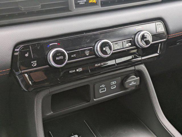 new 2025 Honda Pilot car, priced at $47,795