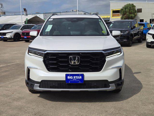 new 2025 Honda Pilot car, priced at $48,280