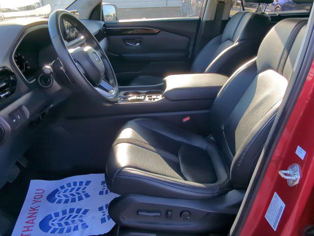 used 2025 Honda Pilot car, priced at $38,991