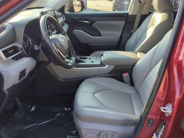 used 2022 Toyota Highlander car, priced at $30,300