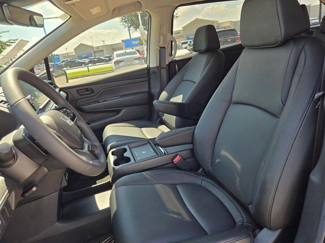new 2026 Honda Odyssey car, priced at $42,985