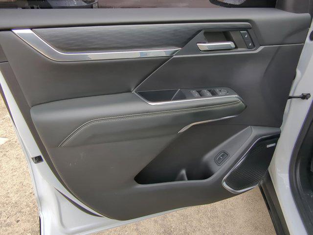 used 2024 GMC Acadia car, priced at $36,348