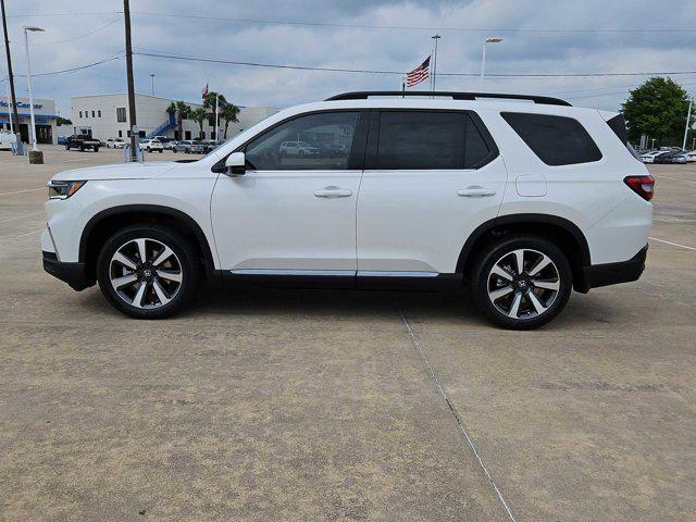 new 2025 Honda Pilot car, priced at $45,305