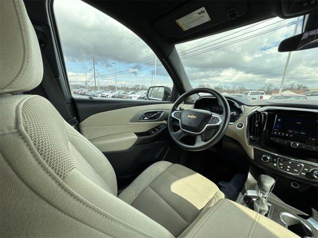 used 2023 Chevrolet Traverse car, priced at $27,800