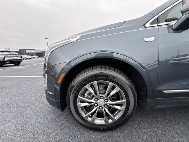 used 2021 Cadillac XT5 car, priced at $31,875