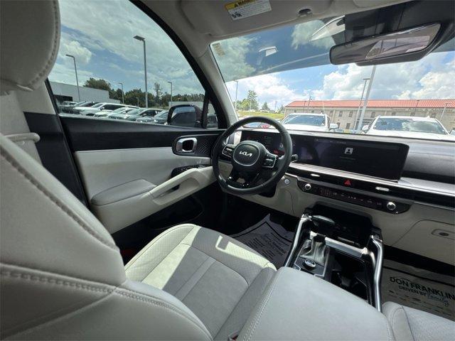 used 2025 Kia Sorento car, priced at $32,800