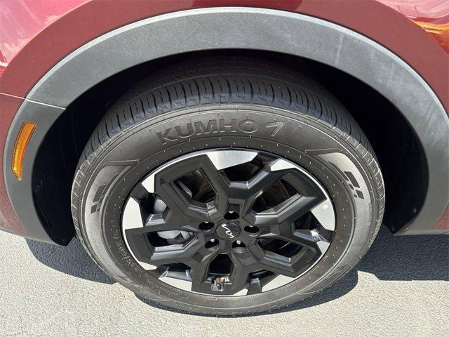 used 2025 Kia Sorento car, priced at $32,800