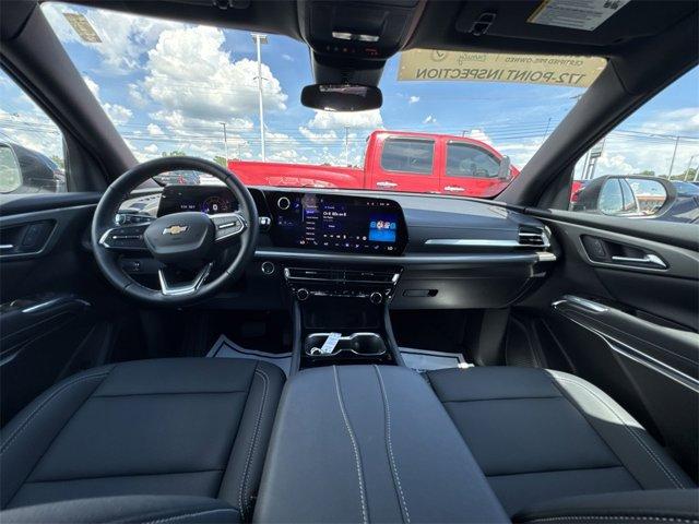 used 2024 Chevrolet Traverse car, priced at $40,800