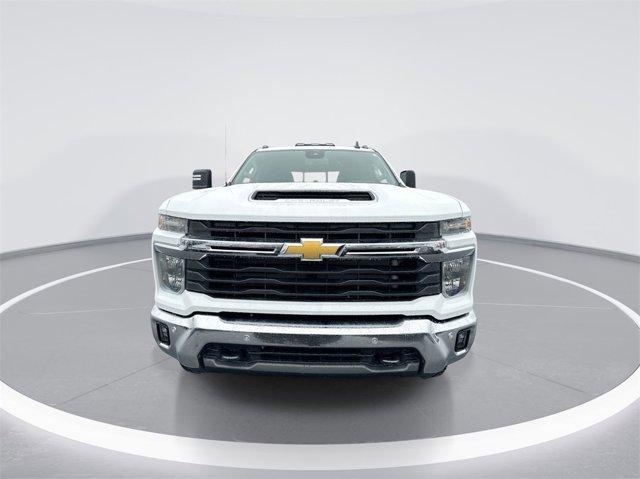 new 2025 Chevrolet Silverado 2500 car, priced at $63,065