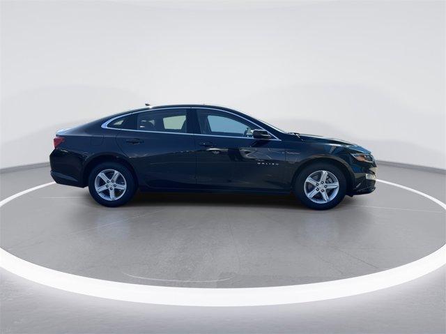 new 2025 Chevrolet Malibu car, priced at $24,980