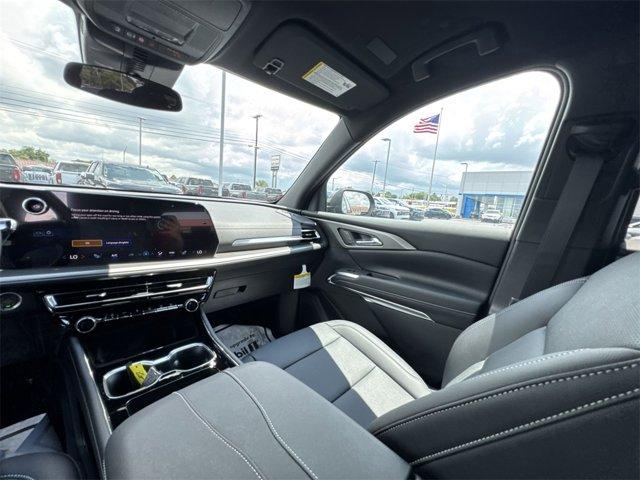 new 2025 Chevrolet Traverse car, priced at $44,340