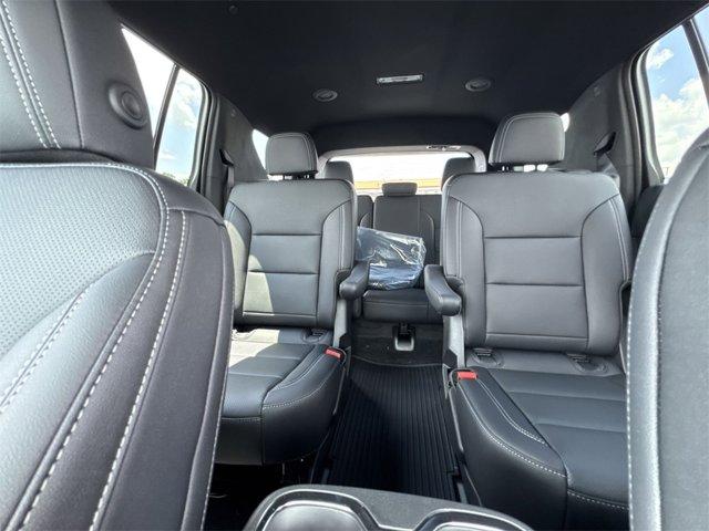 new 2025 Chevrolet Traverse car, priced at $44,340