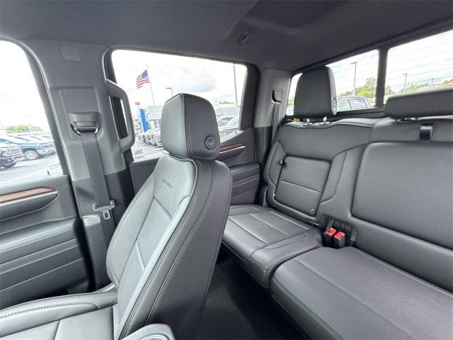 new 2025 GMC Sierra 1500 car, priced at $63,250