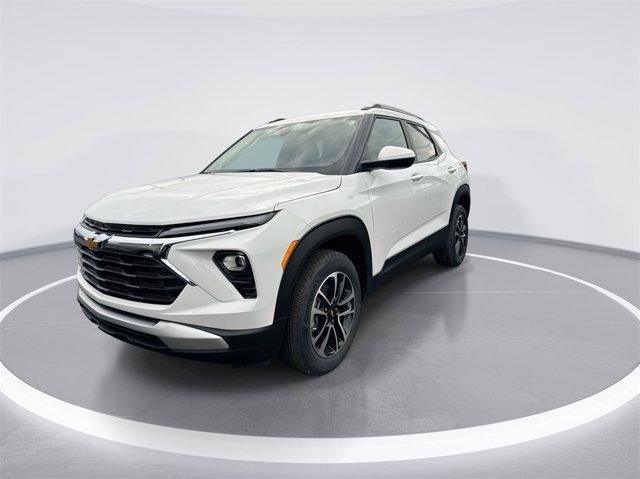 new 2025 Chevrolet TrailBlazer car, priced at $28,575