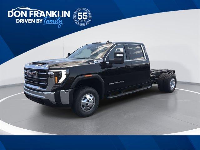new 2025 GMC Sierra 3500 car, priced at $71,160