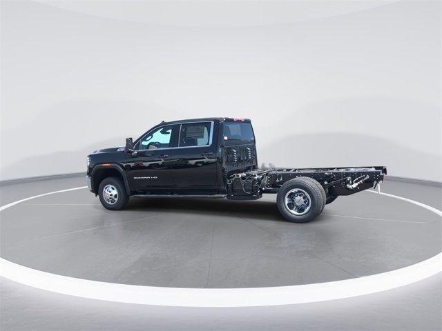 new 2025 GMC Sierra 3500 car, priced at $71,160