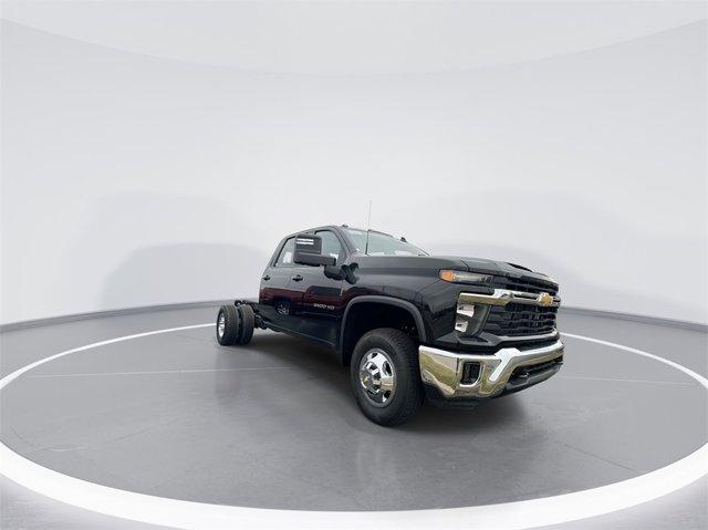 new 2025 Chevrolet Silverado 3500 car, priced at $66,770