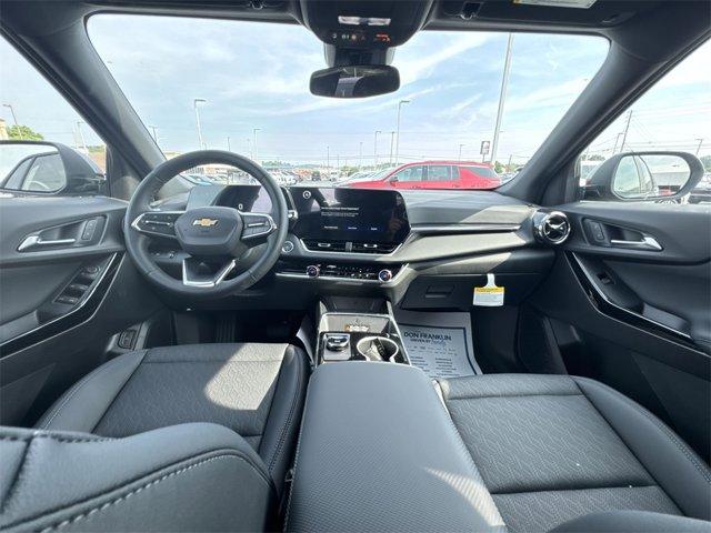 new 2026 Chevrolet Equinox car, priced at $32,045