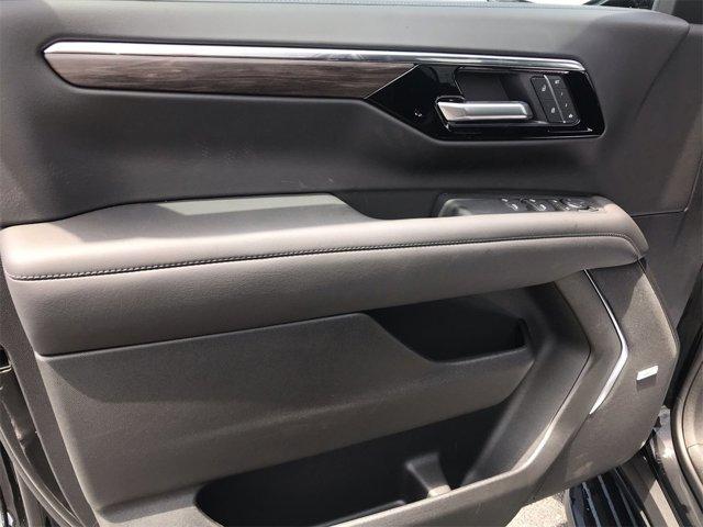 new 2025 Chevrolet Suburban car, priced at $73,280