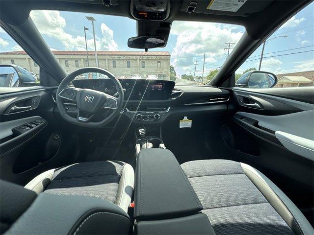 new 2025 Buick Envista car, priced at $26,280