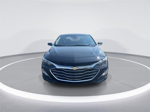 new 2025 Chevrolet Malibu car, priced at $27,135