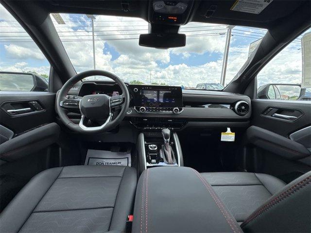 new 2025 Chevrolet Colorado car