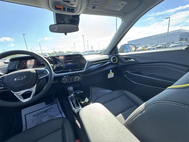 new 2025 Chevrolet Trax car, priced at $25,795
