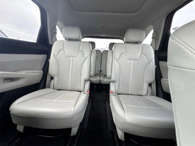 used 2023 Kia Sorento car, priced at $29,995