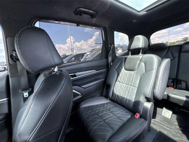 used 2024 Kia Telluride car, priced at $43,800