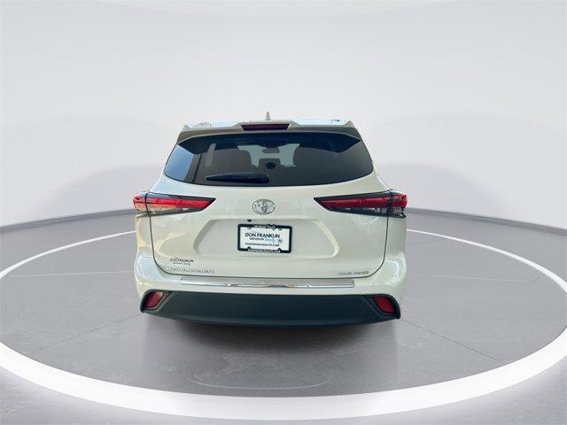 used 2020 Toyota Highlander car, priced at $32,856