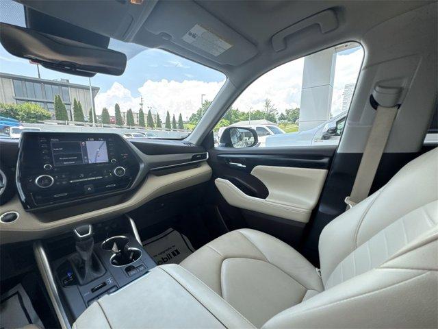 used 2020 Toyota Highlander car, priced at $32,856