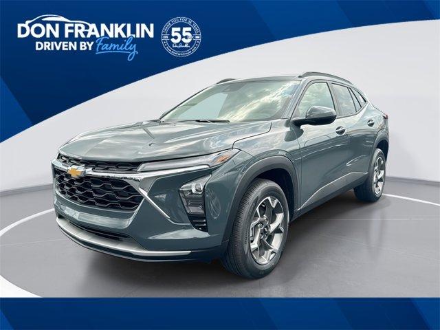 new 2025 Chevrolet Trax car, priced at $24,095
